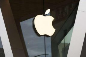 欧盟当局展开两项苹果反托拉斯调查