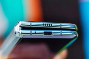 三星可能会很快推出1100美元的Galaxy Fold版本