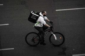 优步正在谈判购买送餐应用Postmates