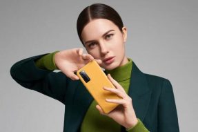 中兴Axon 20 5G至尊版智能手机亮相