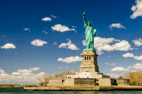 波音要求推迟交付空军一号及提高售价