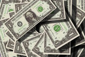 PayPalHoldingsInc．准备以450亿美元收购Pinterest