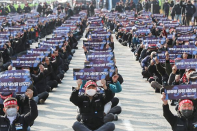 因油价上涨导致成本急剧上升和收入减少，韩货运工会进入三天大罢工